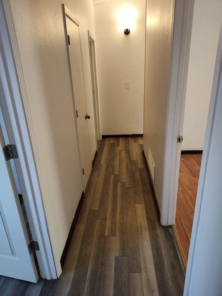 231 26th Ave Ne - Photo 3 of 25