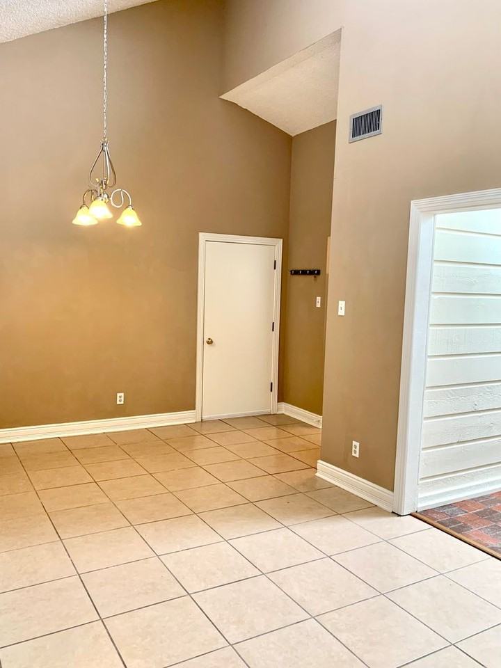 150 La Rue Vil - Photo 2 of 15