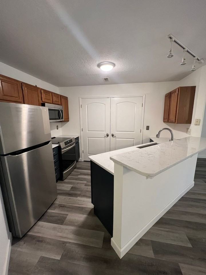 101 Park De Ville Place - Photo 7 of 19