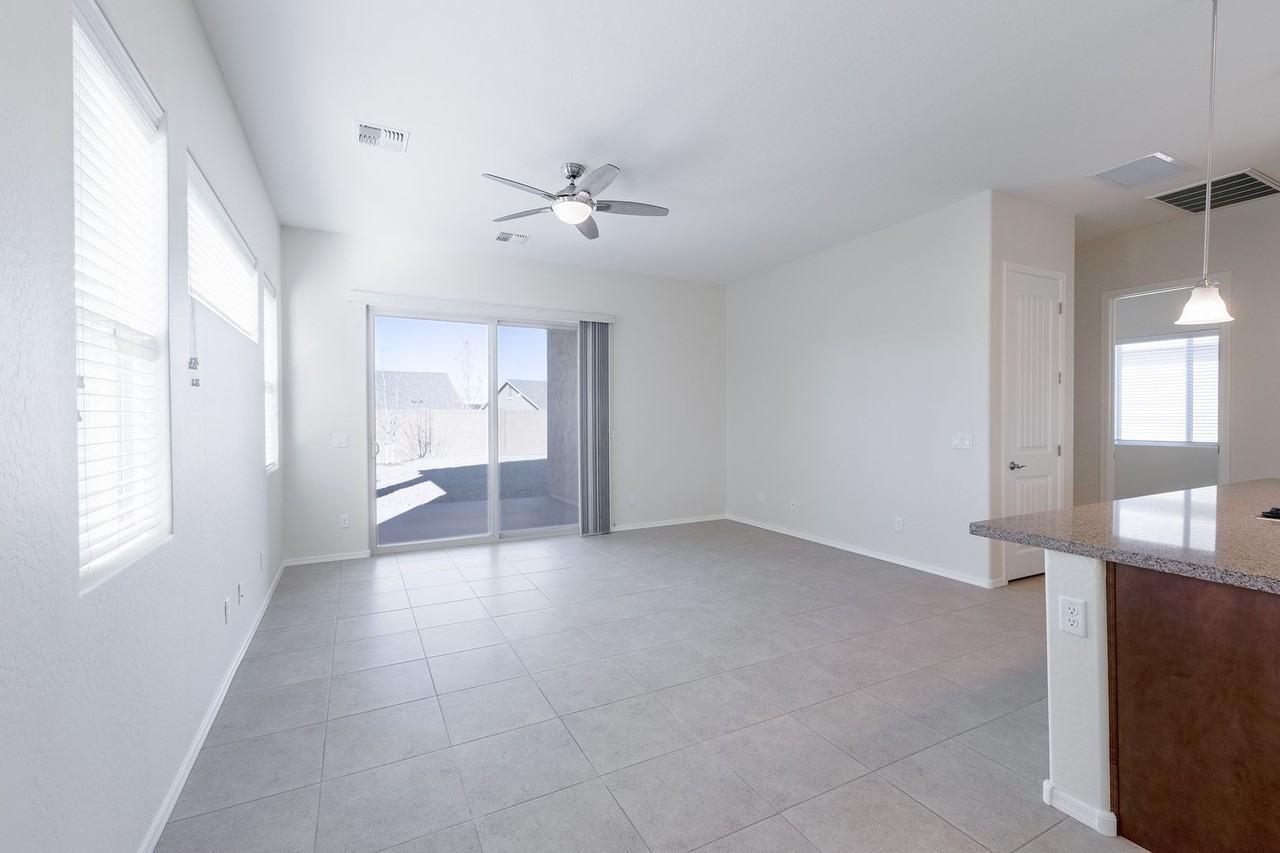 6168 E Livingston Loop - Photo 4 of 45