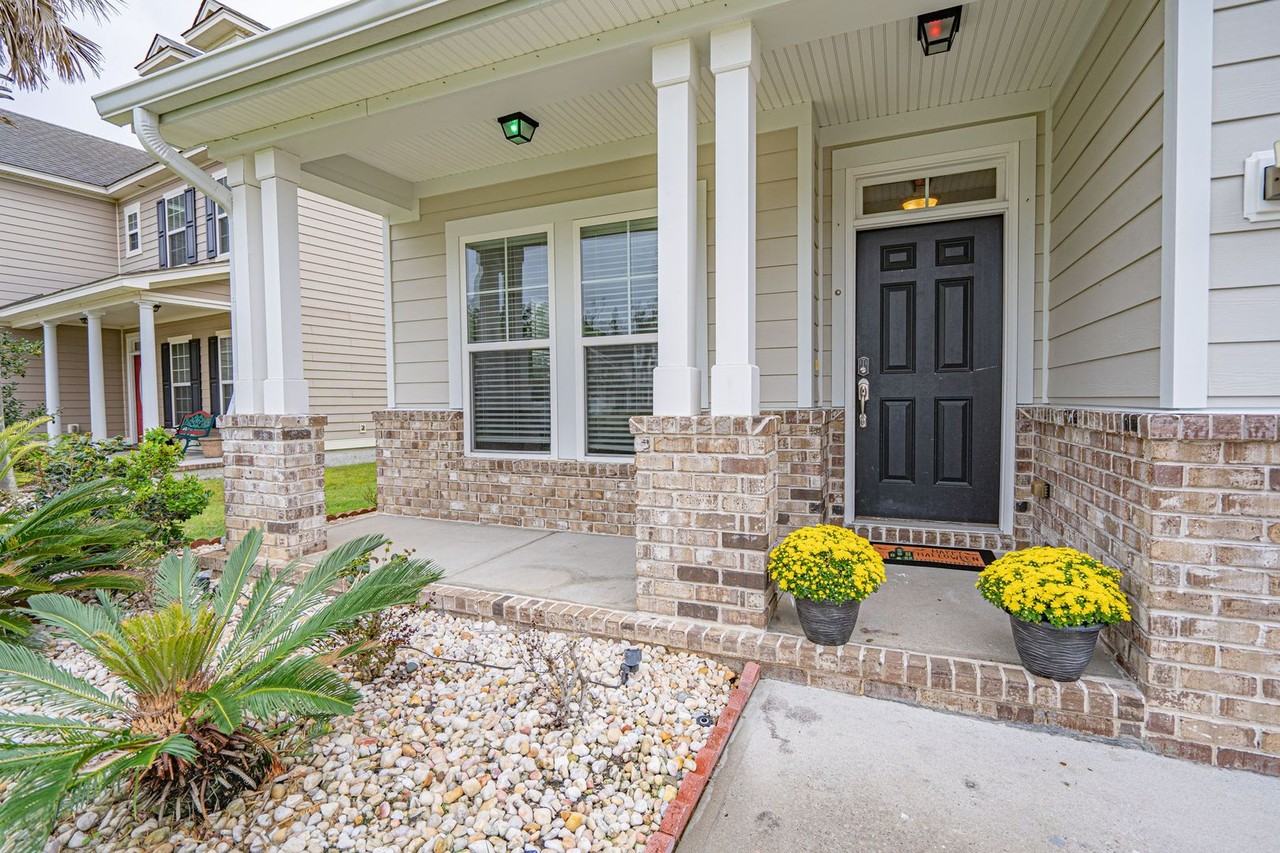 141 Tahoe Dr - Photo 2 of 40