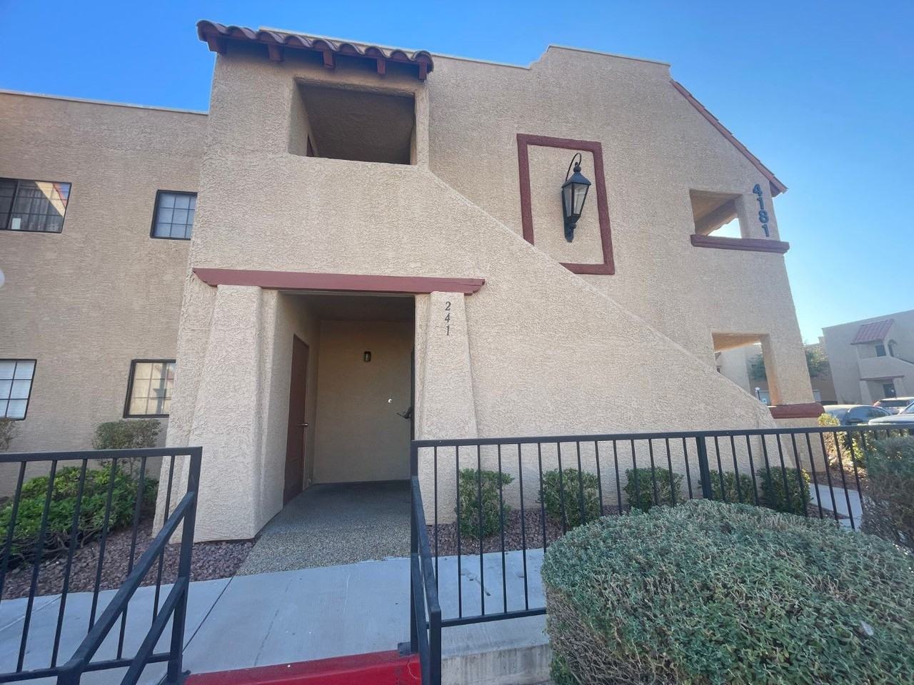 4181 Gannet Cir - Photo 2 of 30