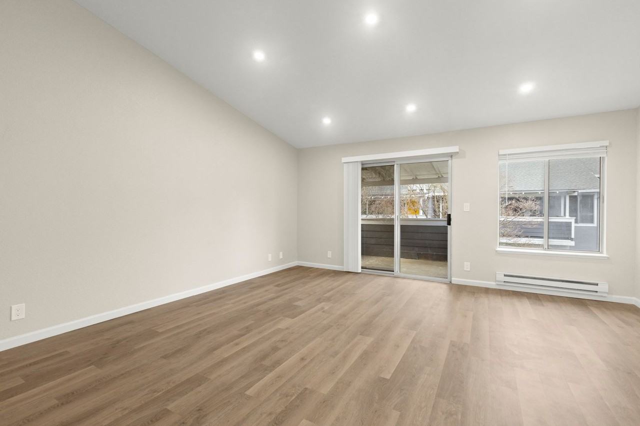 Redwood Creek Villas - Photo 2 of 44