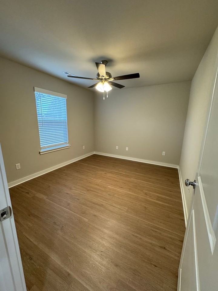 156 Copper Oaks Dr - Photo 6 of 21