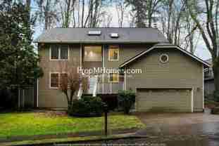 2570 Oregon City Blvd - Photo 1 of 1