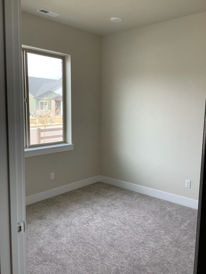 80 N Parkside Loop - Photo 3 of 26