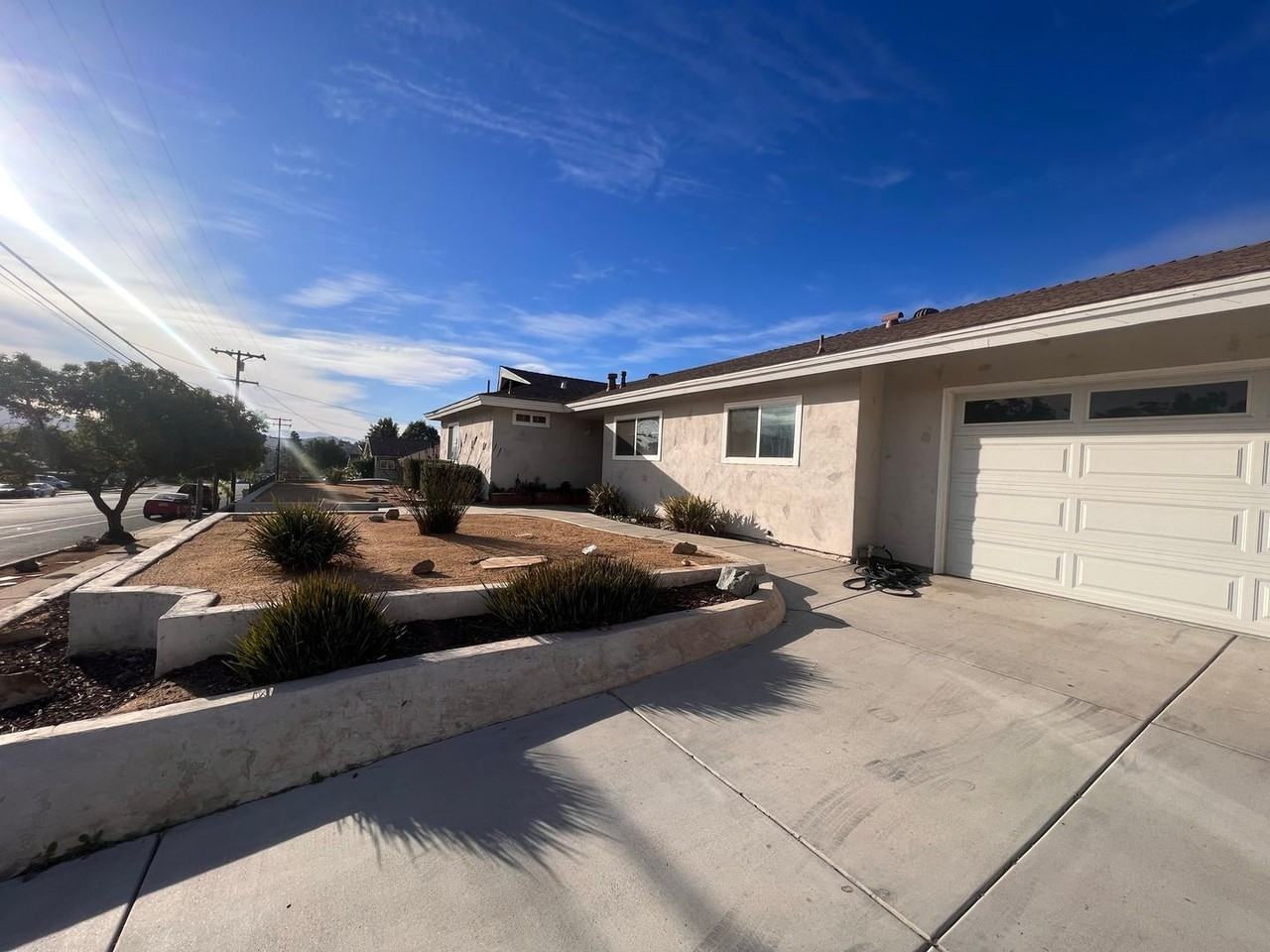 1691 Pepper Dr - Photo 3 of 31