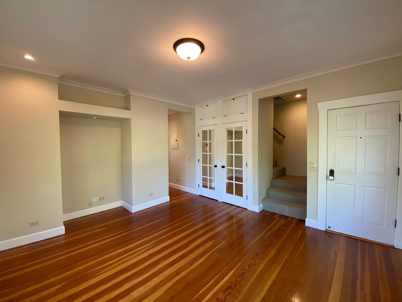 1811 Loma St - Photo 3 of 34
