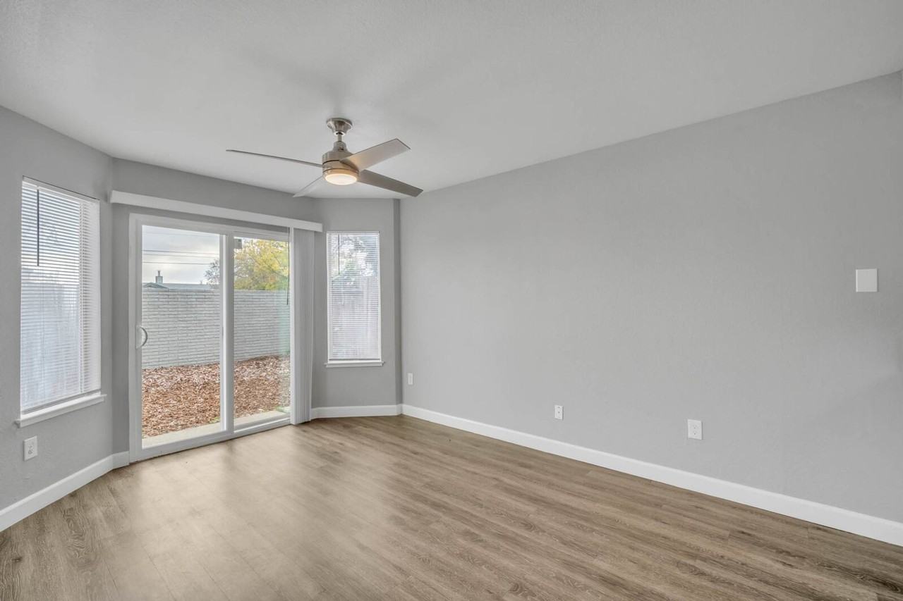 244 Delta Leaf Way - Photo 6 of 27