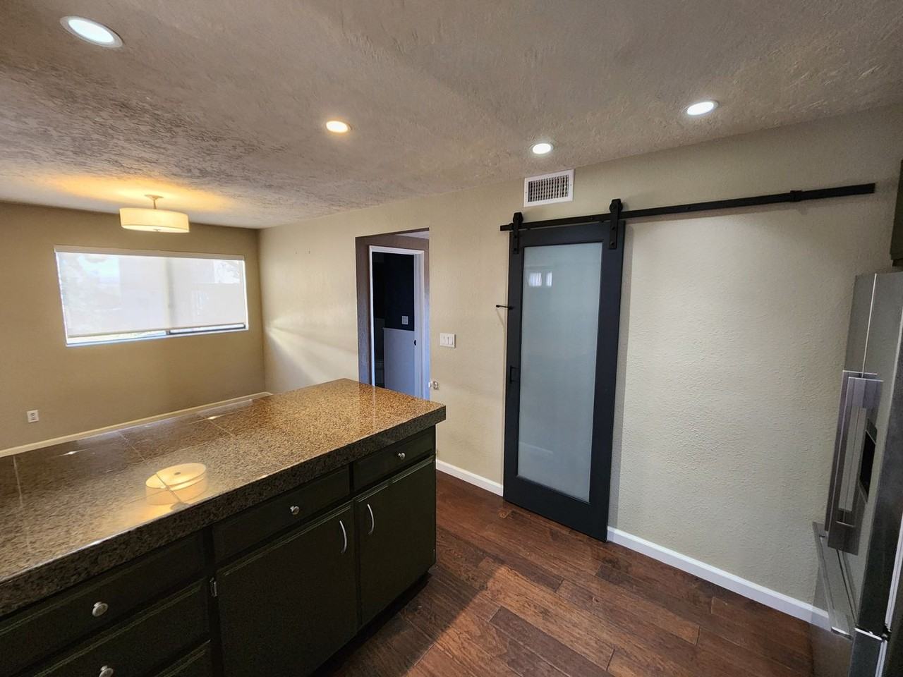 4969 Vista Pl #B - Photo 5 of 18