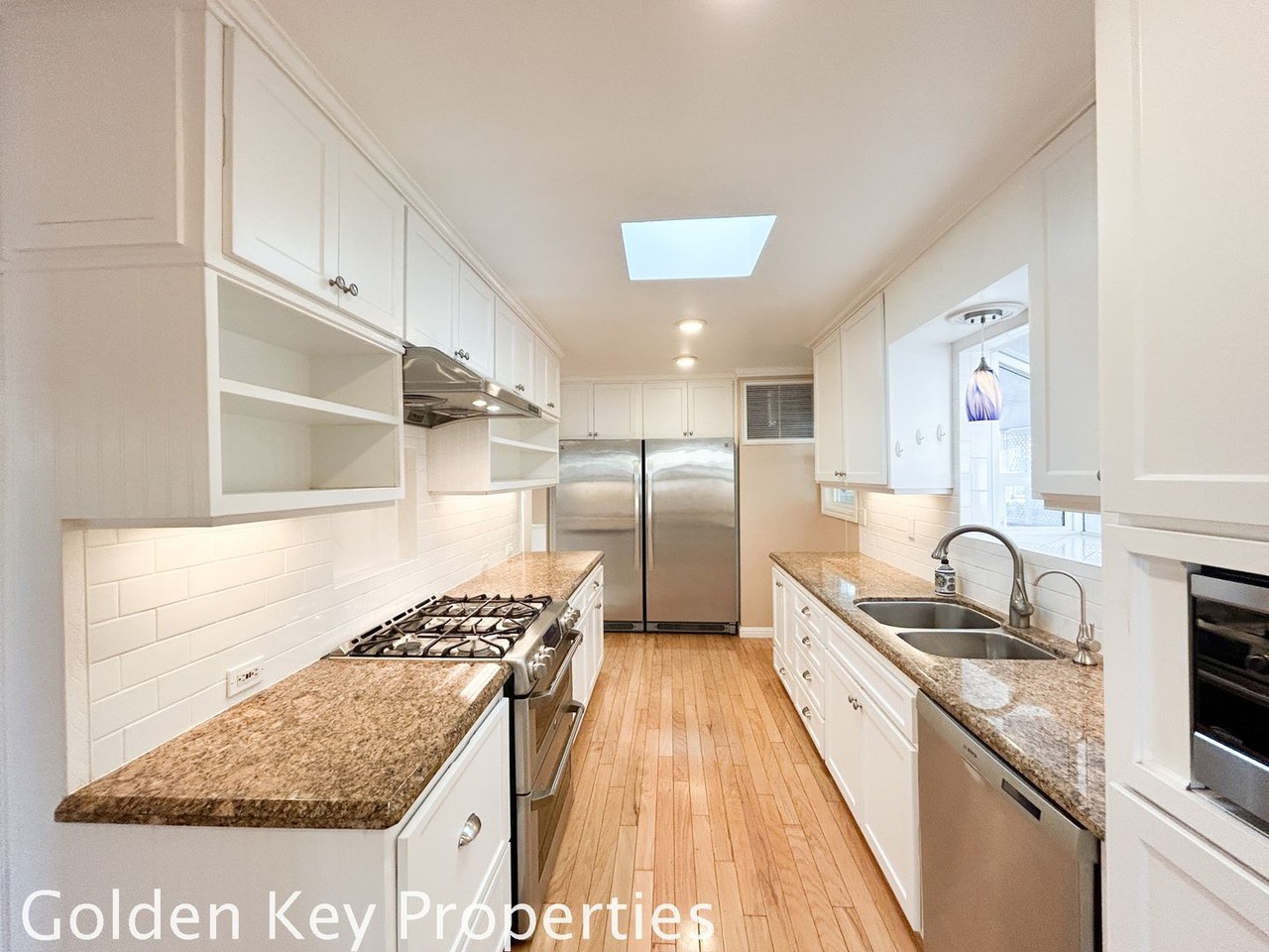 6505 Friendly Pl - Photo 2 of 38