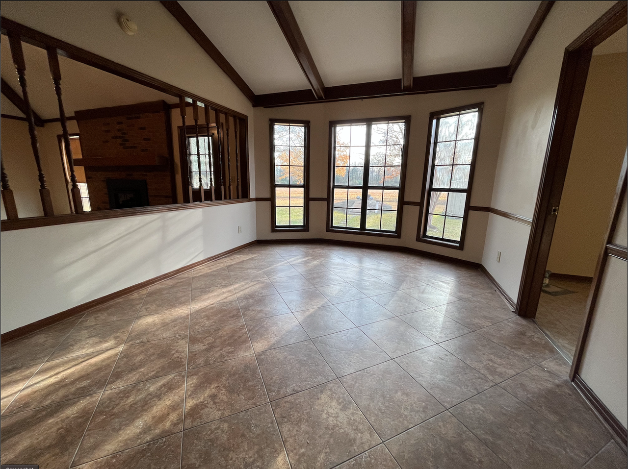 5132 Highway 12 E - Photo 4 of 17