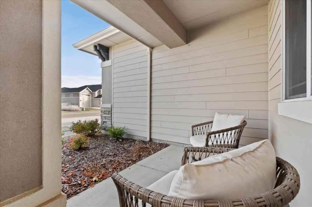 5789 W Milano Dr - Photo 3 of 36