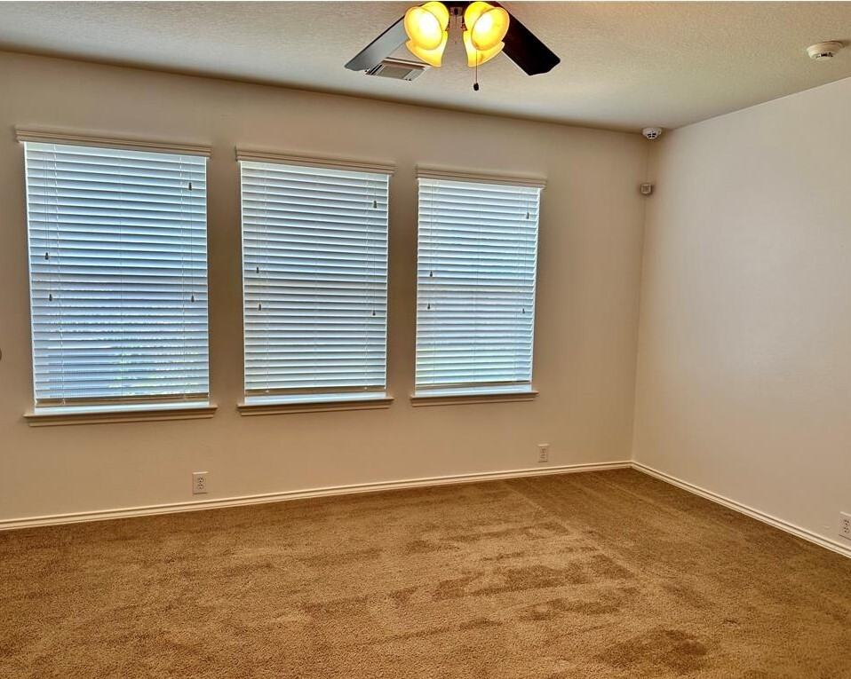 5831 Kenwood - Photo 3 of 14