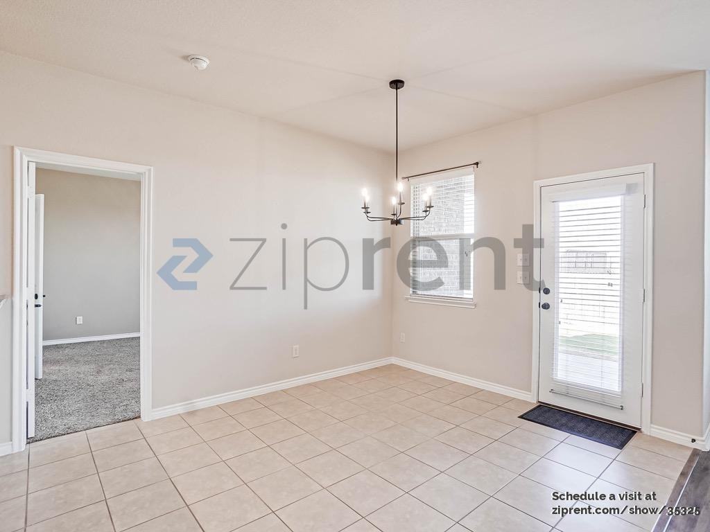 15008 Waters Dr - Photo 6 of 24