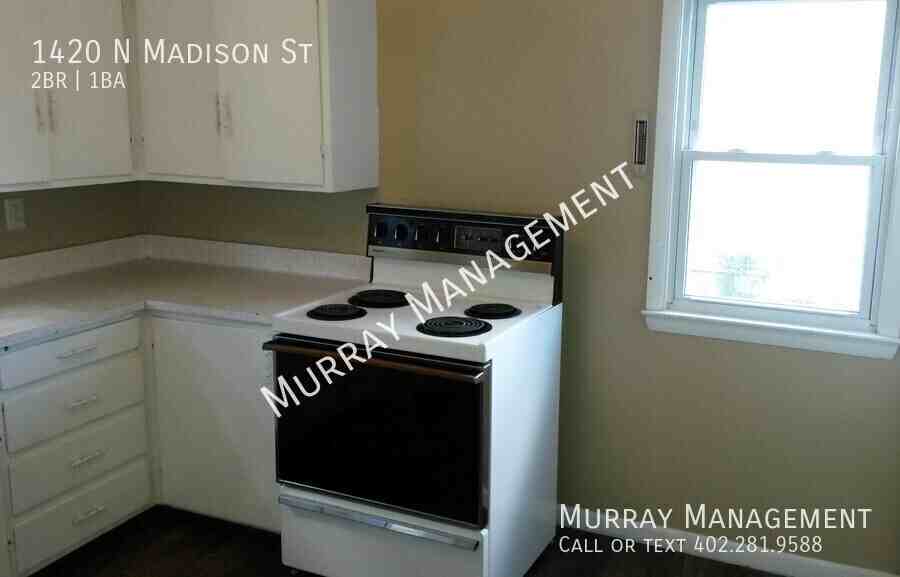1420 N Madison St - Photo 3 of 17