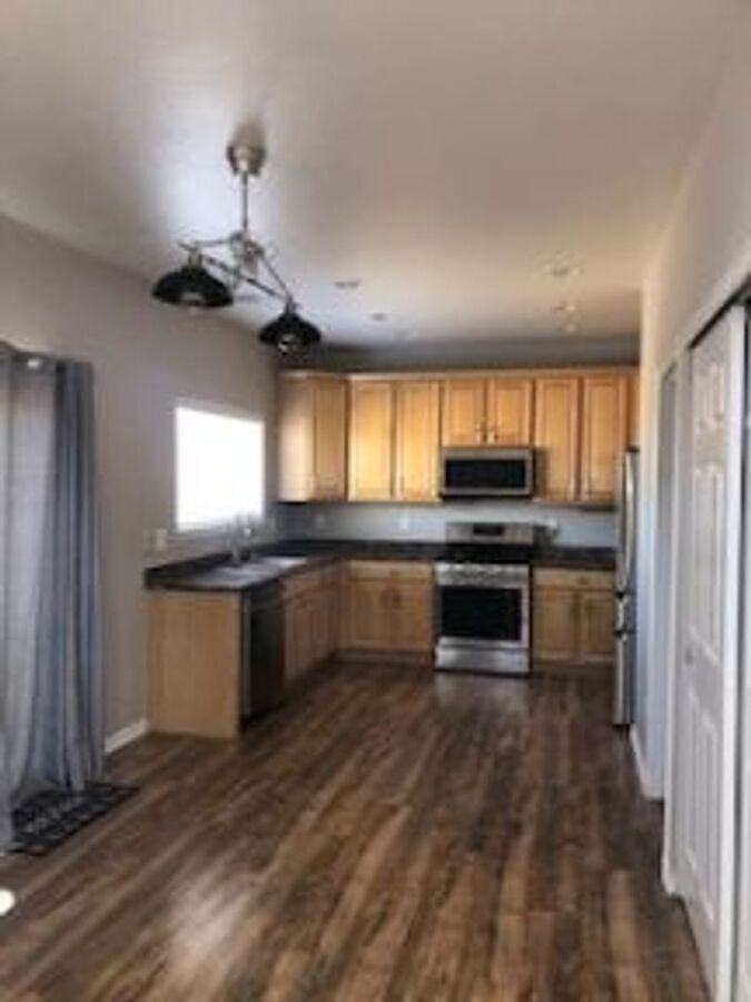 232 Falmouth St - Photo 3 of 21