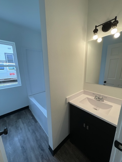 2152 C St Sw - Photo 3 of 10
