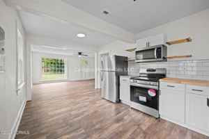 featured image of 2516 Sunset Ave