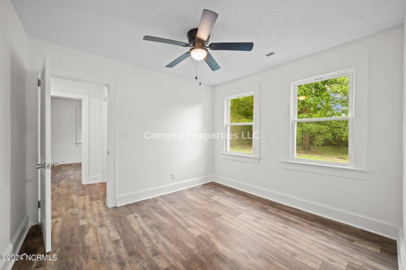 2516 Sunset Ave - Photo 7 of 11