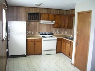 210 Price Rd - Photo 2 of 7