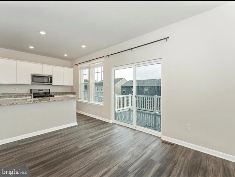 1239 Apollo Dr - Photo 2 of 4