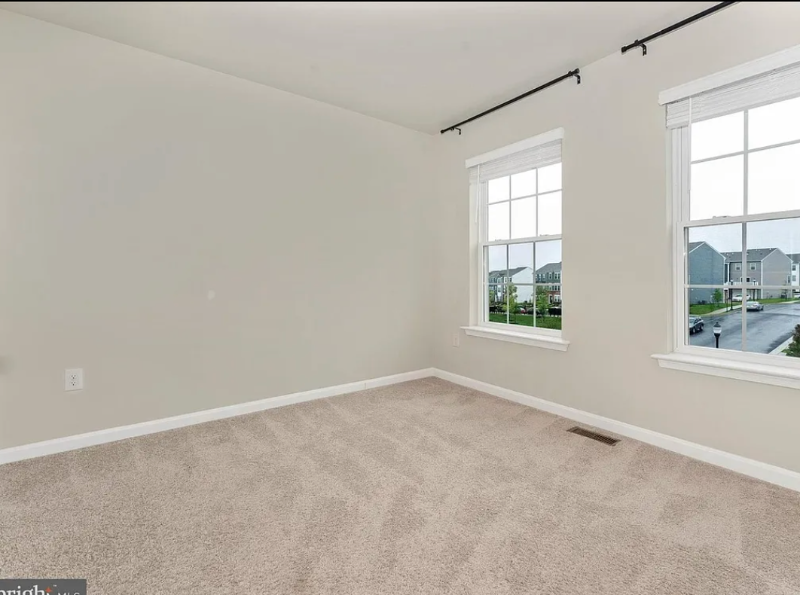 1239 Apollo Dr - Photo 3 of 4