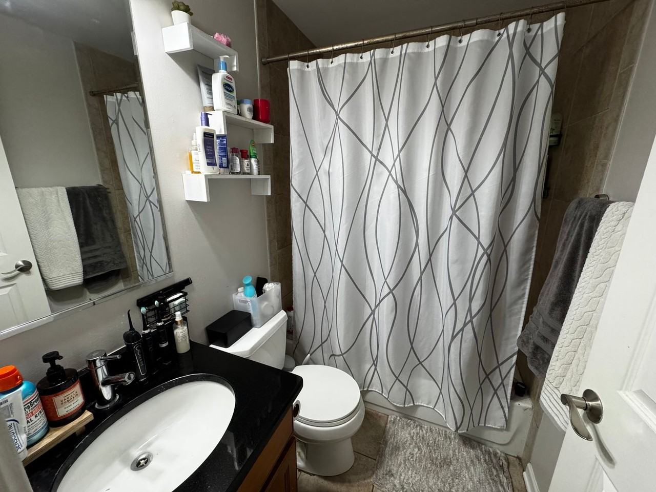 3217 N Karlov Ave #1 - Photo 4 of 10