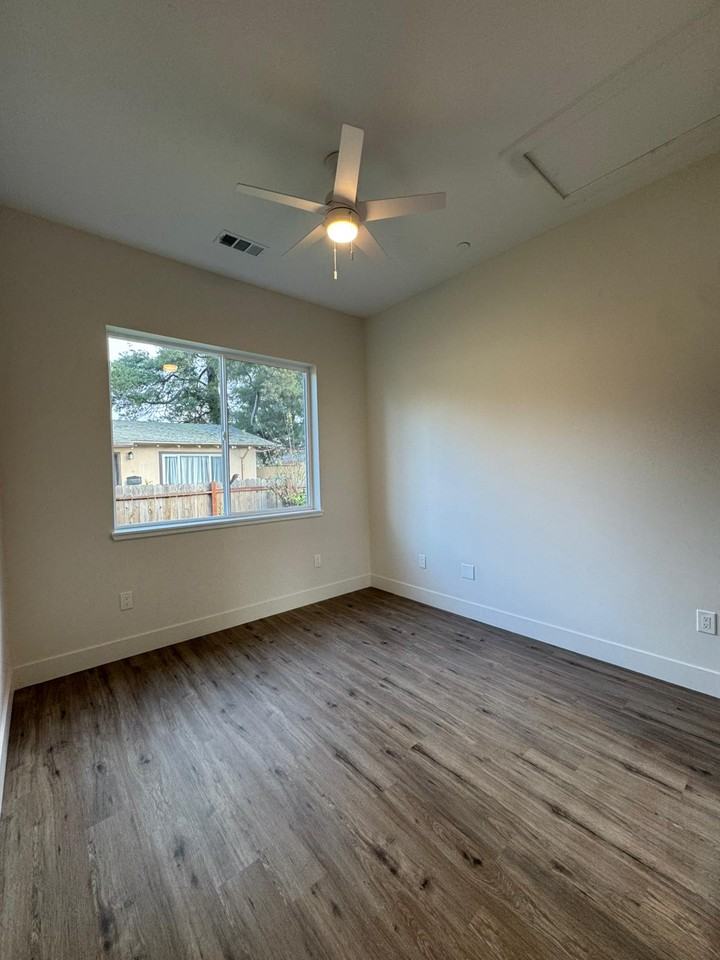 574 Marin Ave #NA - Photo 2 of 10