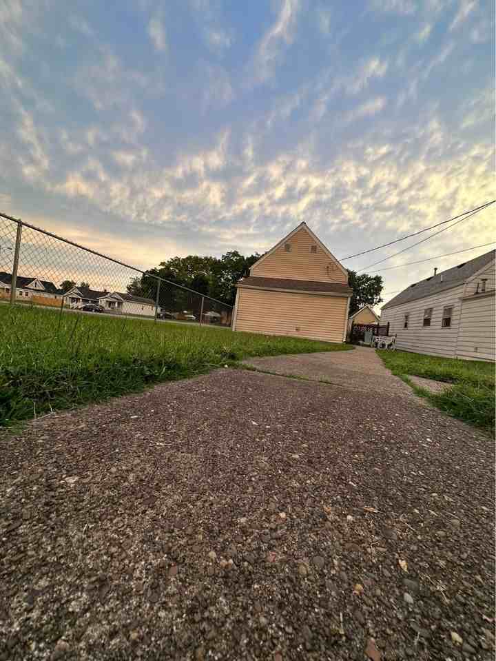 3308 Forest Ave #NA - Photo 3 of 10