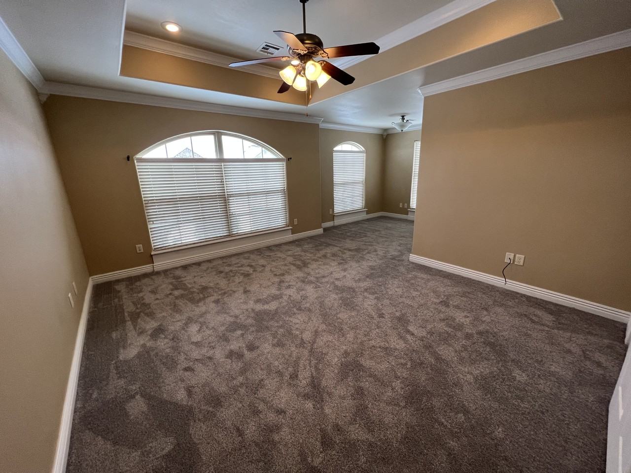 1250 Kensington Dr #NA - Photo 5 of 14