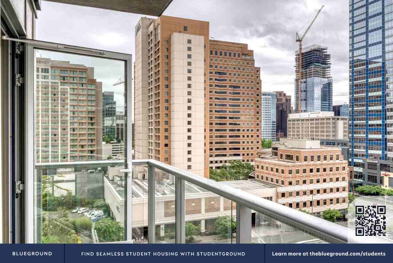 10349 Northeast 10th Street - Photo 7 of 25