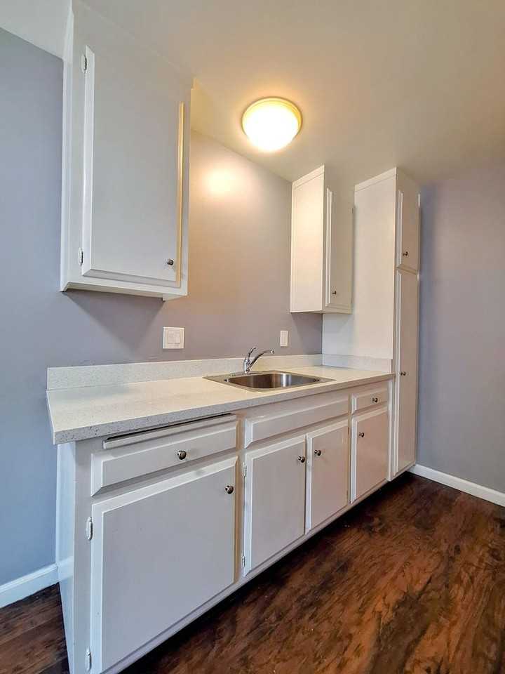 1179 Francisco Ave - Photo 2 of 23