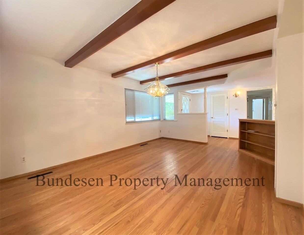 2352 Yulupa Ave - Photo 5 of 16