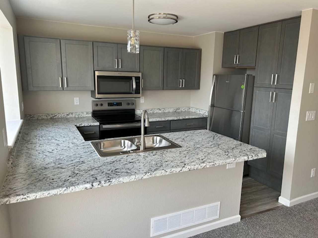 17326 E Rice Cir #E - Photo 5 of 14