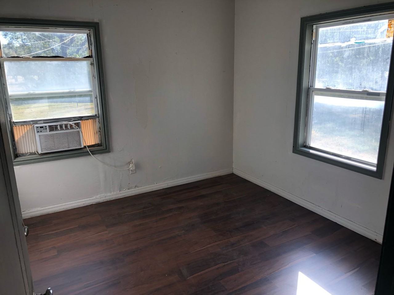 419 Sw 3rd St #421 - Photo 7 of 11