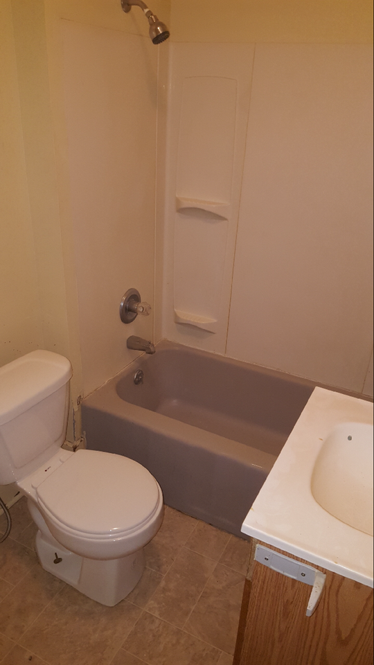 425 Sw 3rd St - Photo 3 of 8
