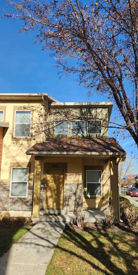 3751 W Saffron View Ct