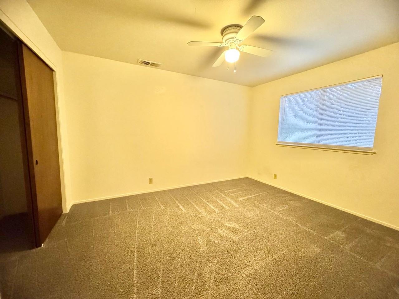 2300 Notre Dame Blvd - Photo 7 of 13