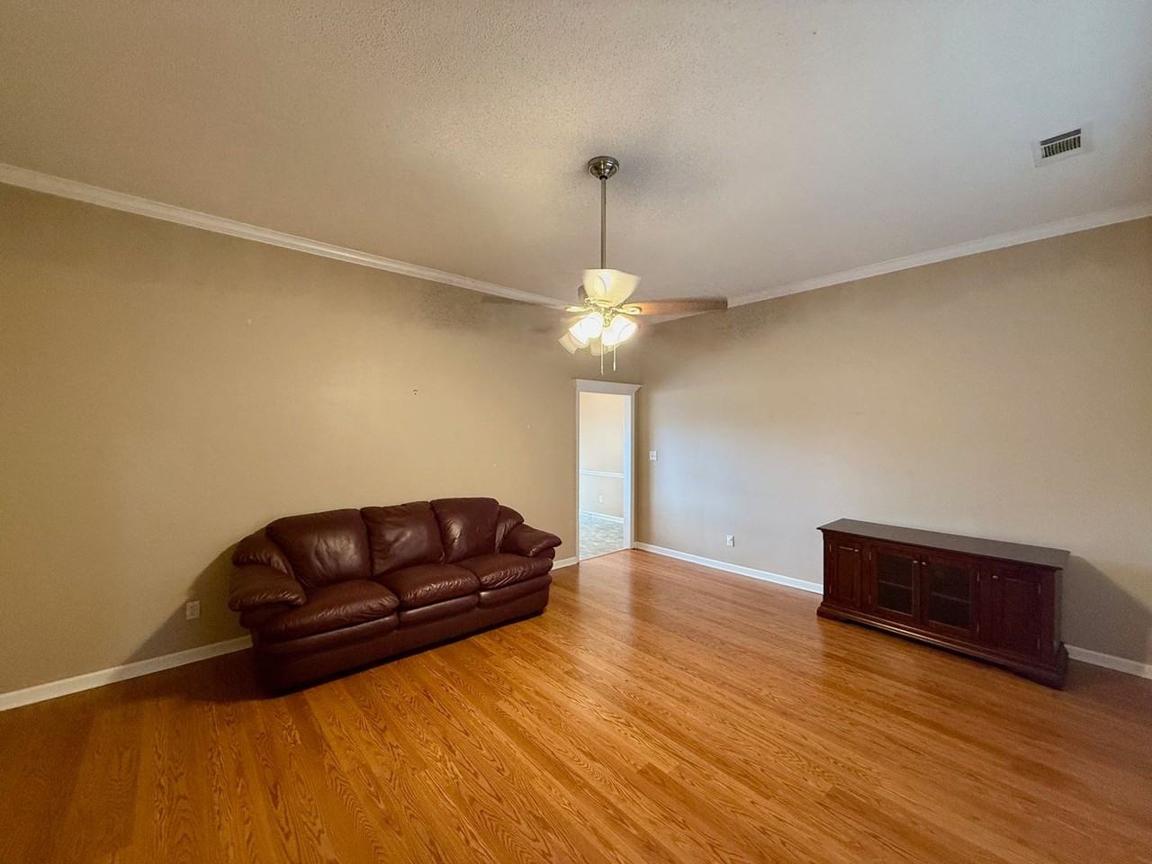 3401 Lacross Dr - Photo 3 of 13