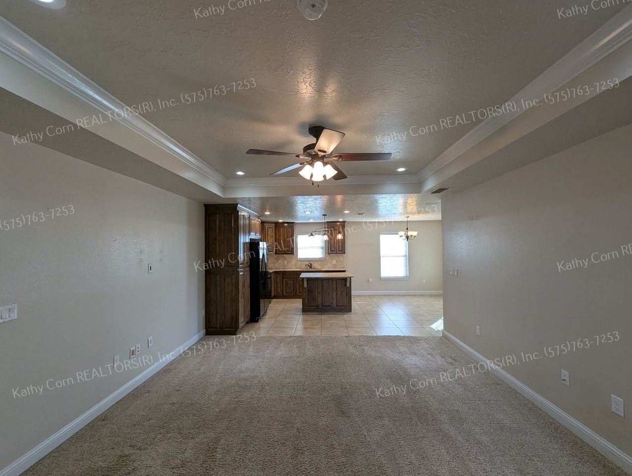 105 Carmel Ln - Photo 4 of 37