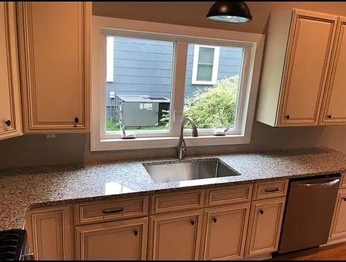 1211 Eden Ter - Photo 2 of 9