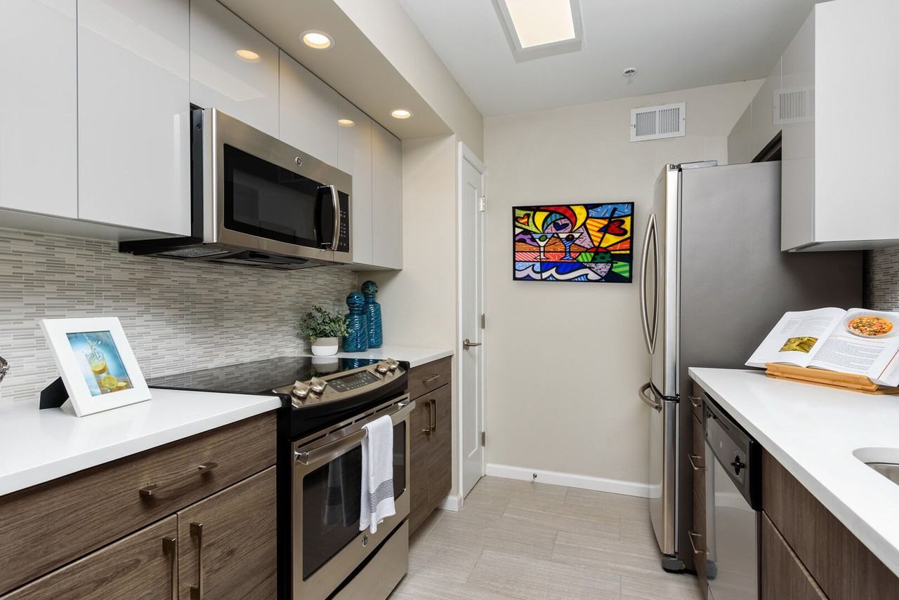 The Edge at Yardley - Photo 2 of 50