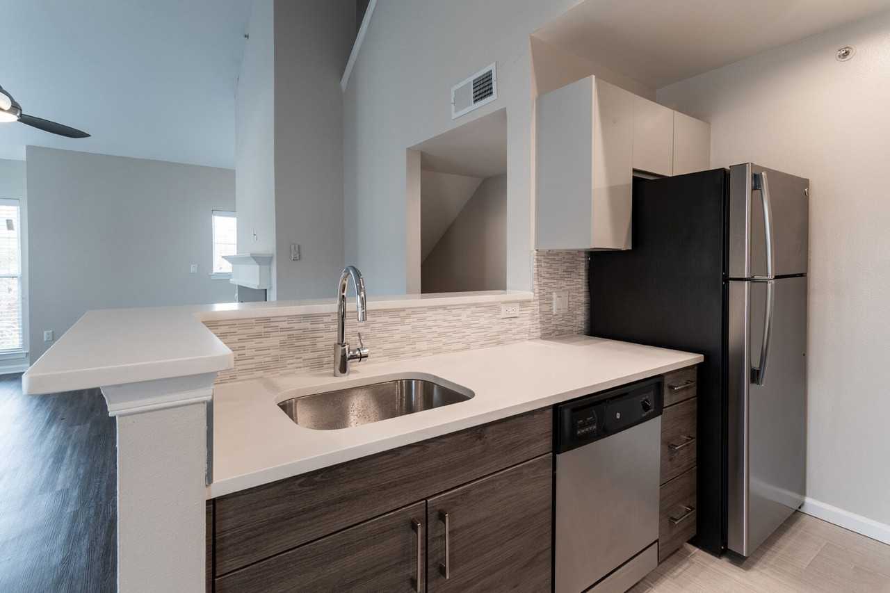 The Edge at Yardley - Photo 3 of 50