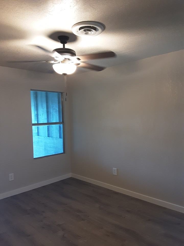 mayfair1 - Photo 5 of 6