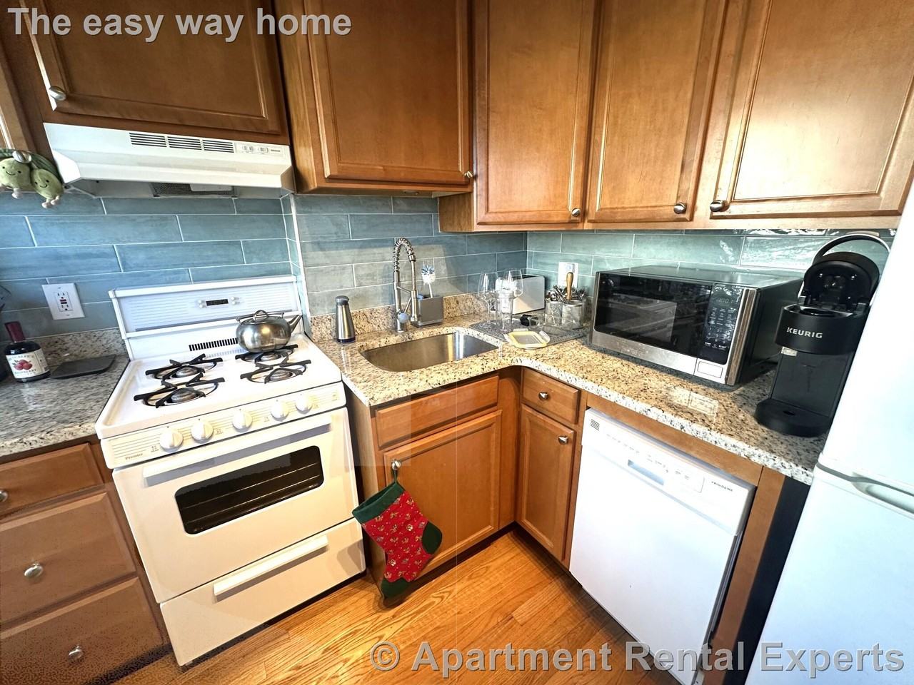 1054 Cambridge St #2F - Photo 2 of 11