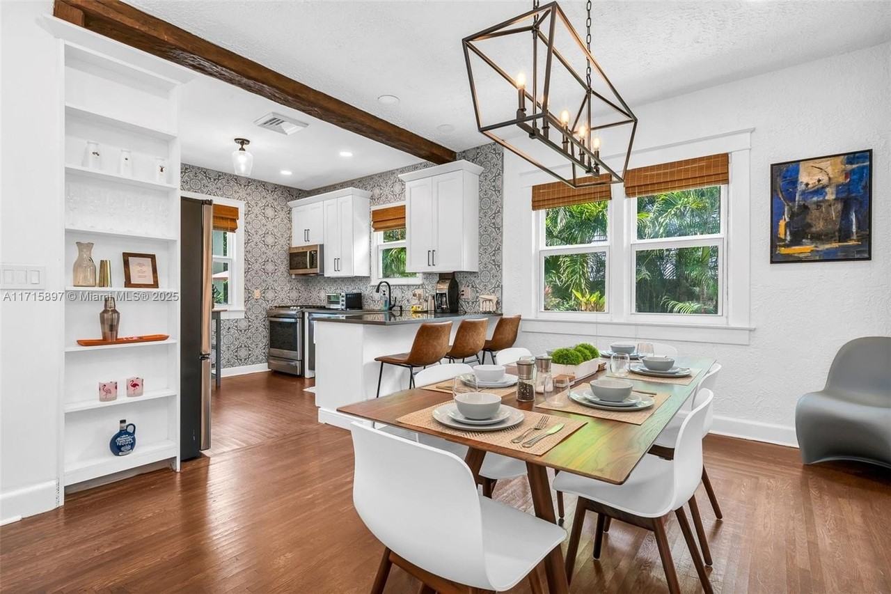 822 Flamingo Dr - Photo 7 of 50