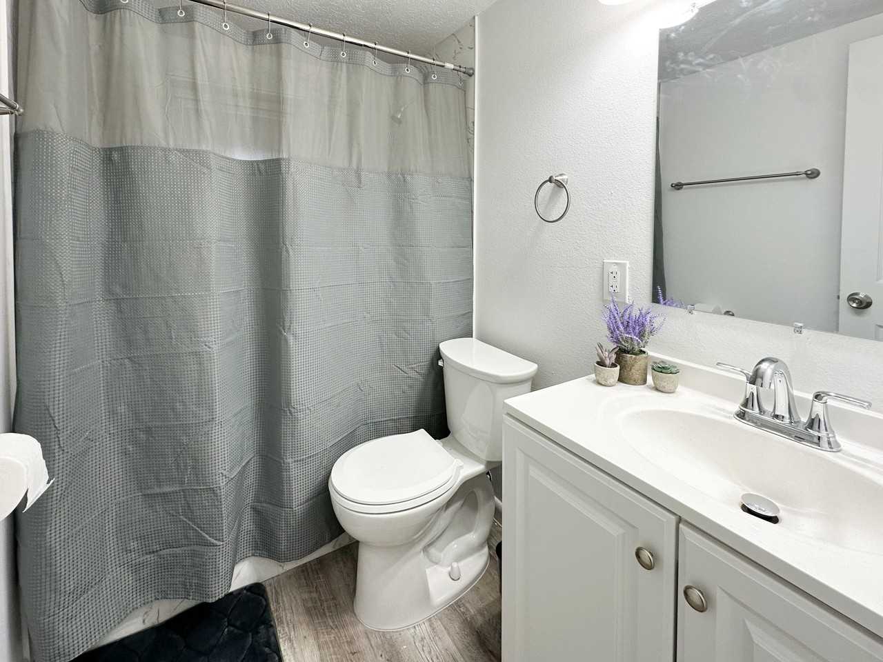 E 140th Ave - Photo 6 of 10