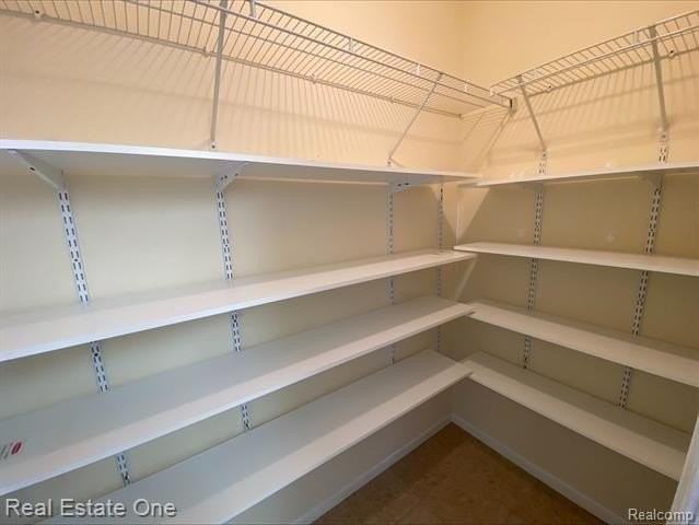 2043 Vermont Dr - Photo 6 of 29