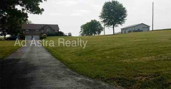 1151 S 88th St - Photo 3 of 5